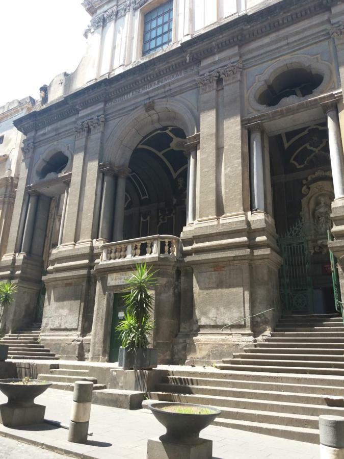 Апартаменты Il Teatro Di Nerone Неаполь Экстерьер фото